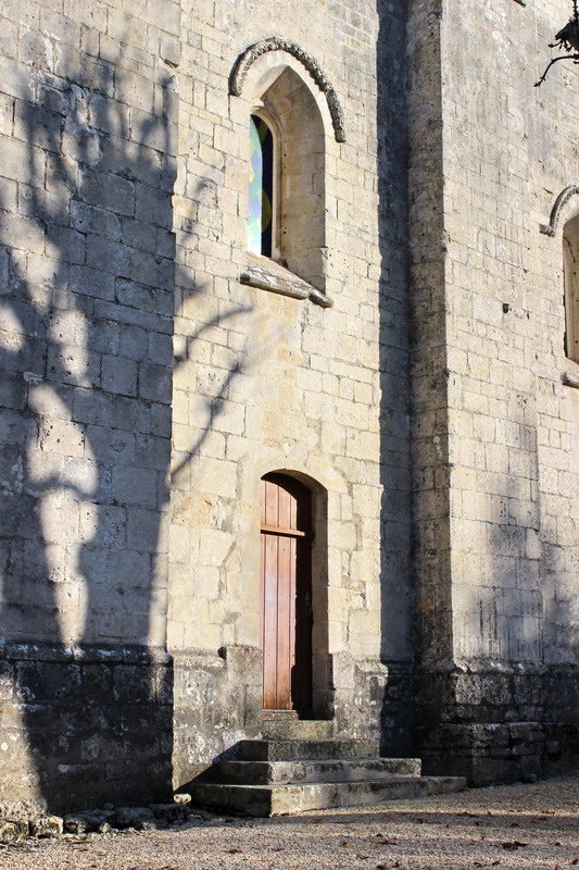 Le mur sud de la nef, détail.