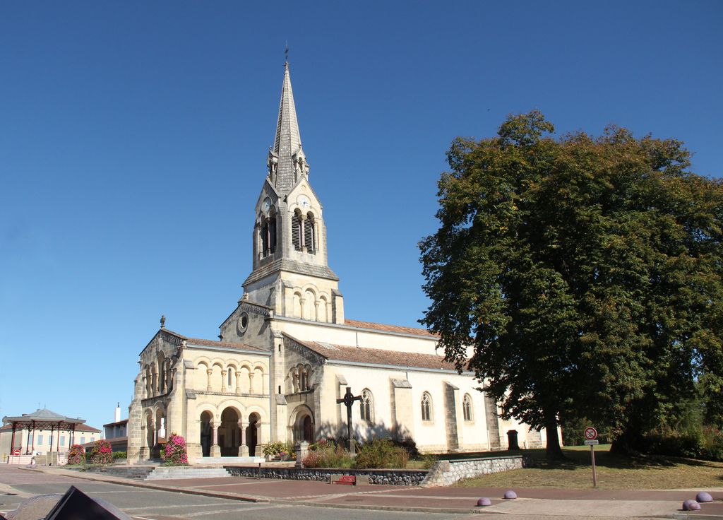 Vue d'ensemble depuis le sud-ouest.