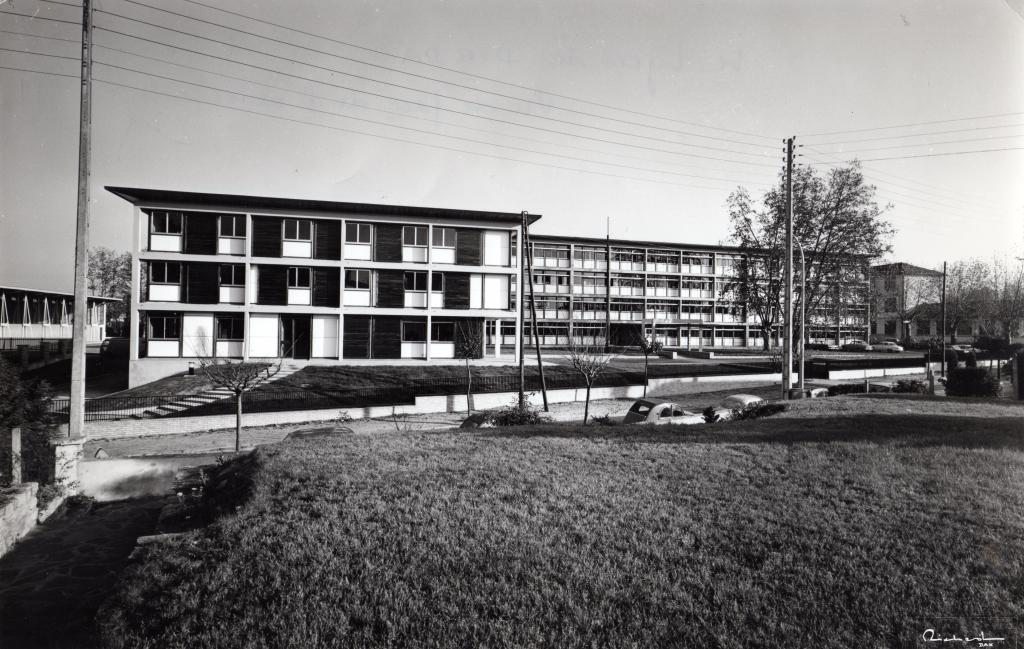 Elévation sur l'avenue Paul Doumer (AM Dax, non coté, Richard photographe, vers 1970)
