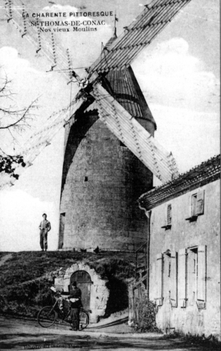 Le moulin de la Croix sur une carte postale vers 1900.