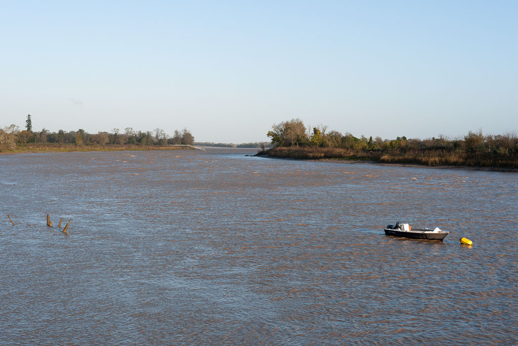 Bras de l'estuaire entre Margaux et l'île Margaux.