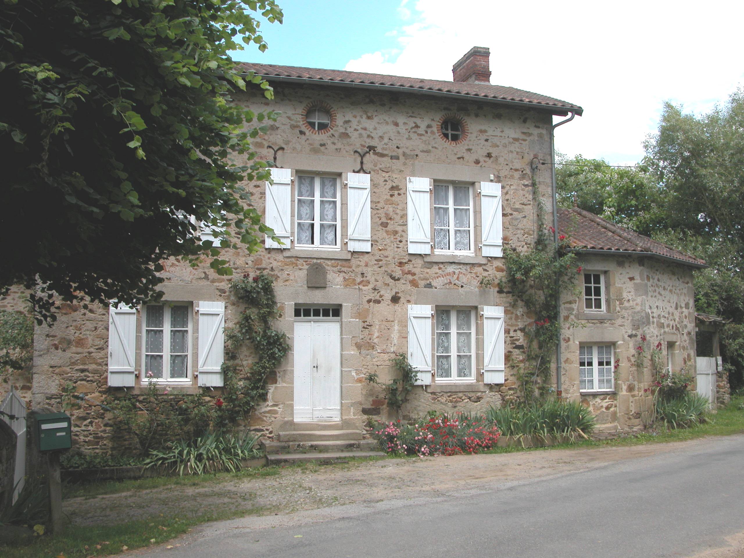 Vue du logis.