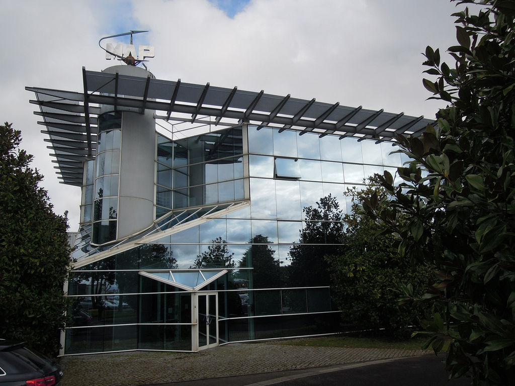 La façade des bureaux donnant place d'Ossau.