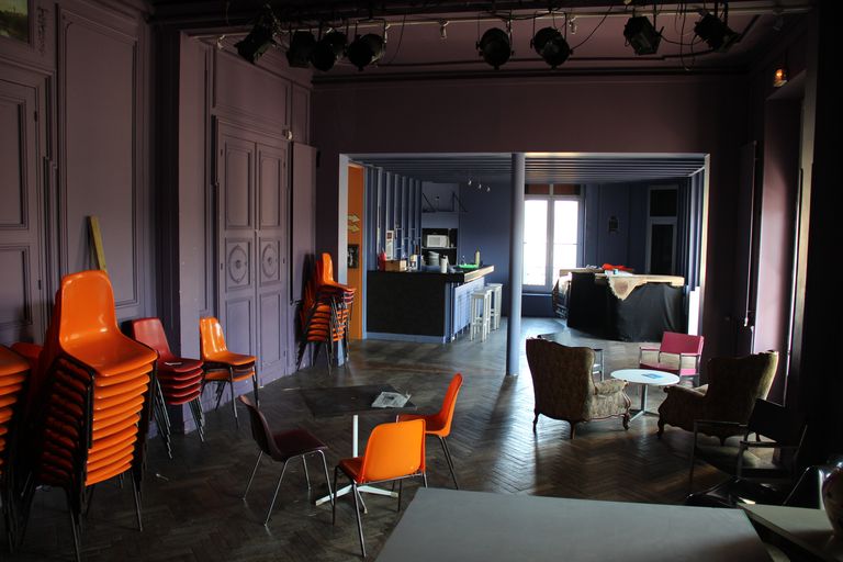 Vue intérieure, rez-de-chaussée : salon.