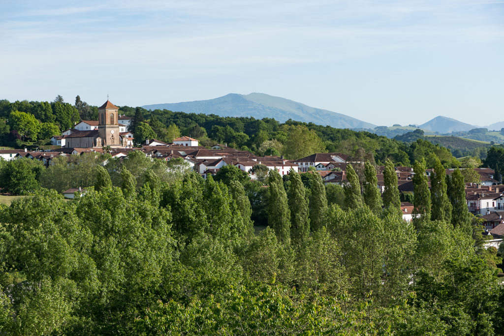 Vue du bourg depuis le quartier La Côte.
