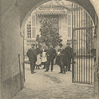 
		Carte postale ancienne
		<br />
		<i>© CH. Cadillac.</i>
	